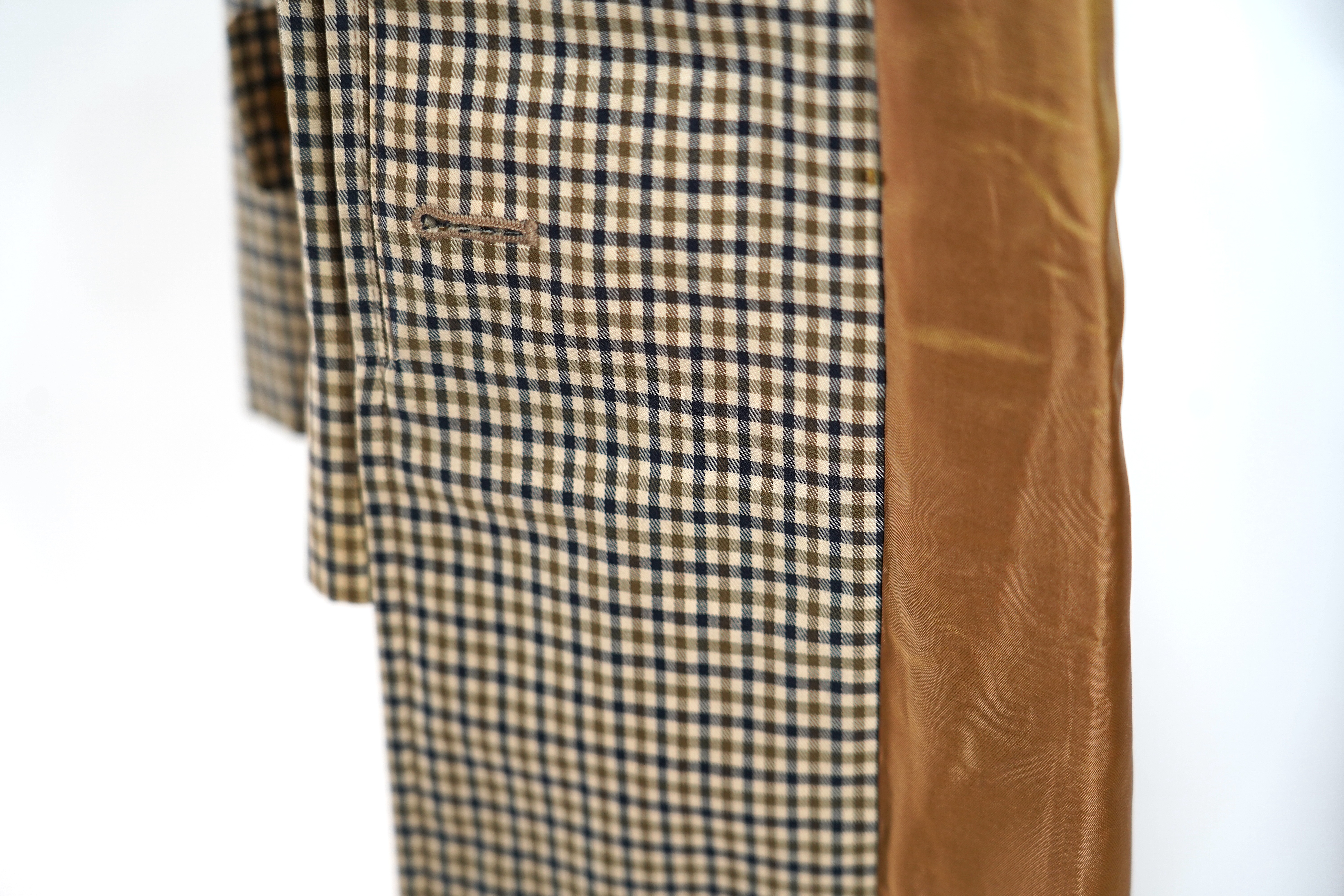 A vintage Aquascutum lady's raincoat. Approx size 12-14